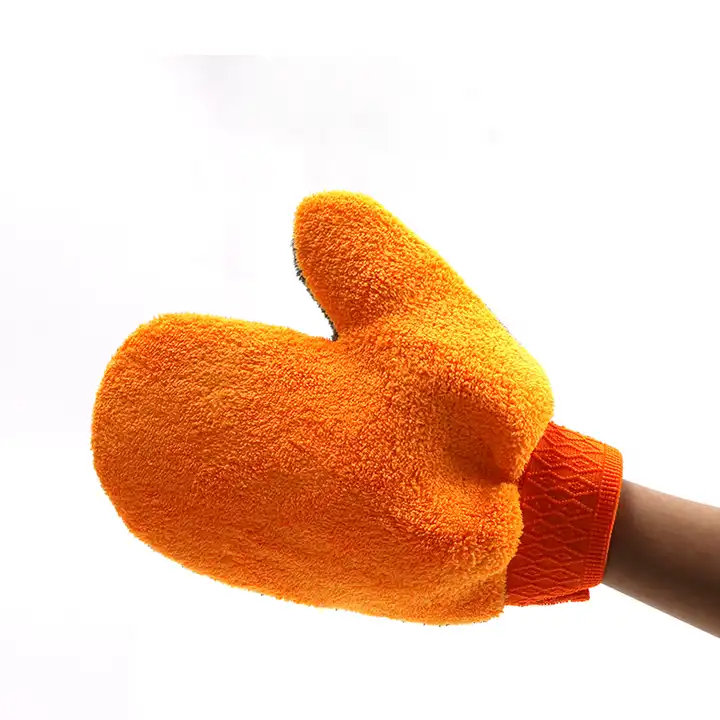 Coral Fleece Car Wash Glove with Thumb