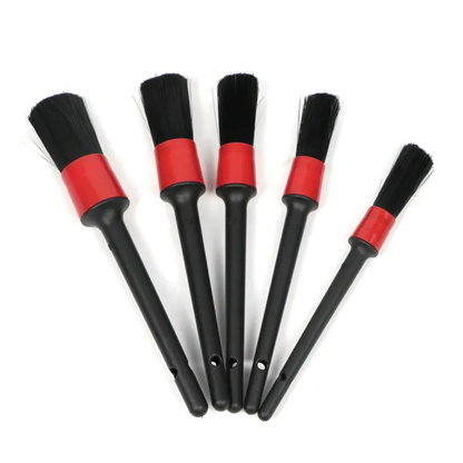 Red Details Brush Set